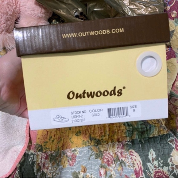 Sandals - Picture 3 of 3